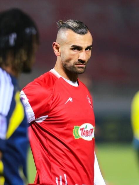 Serdar Dursun: "Fenerbahçe'de oynamak Manchester City veya Bayern Münih'e benzemiyor"