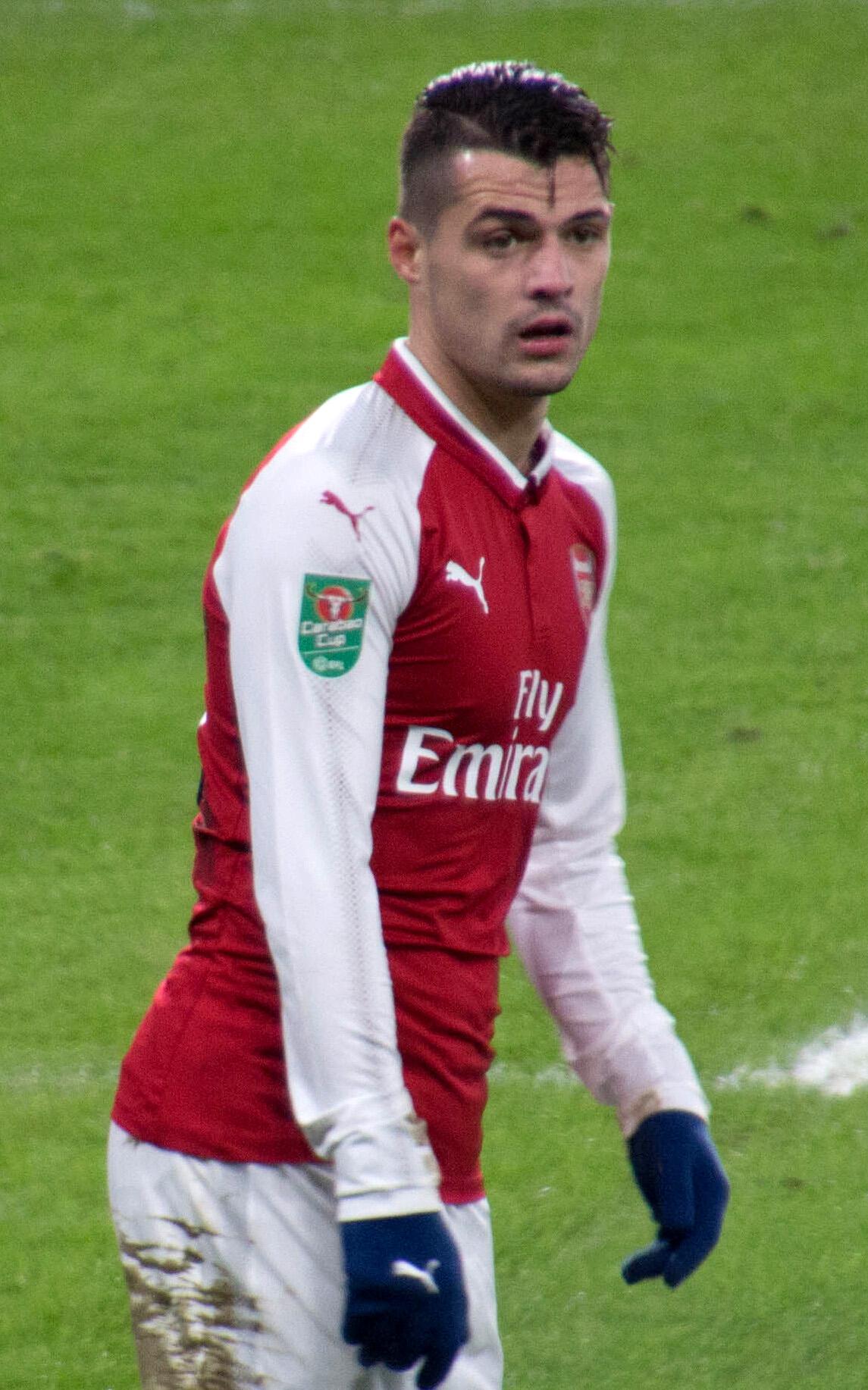 Chelsea ve Granit Xhaka Kişisel Şartlarda Anlaştı