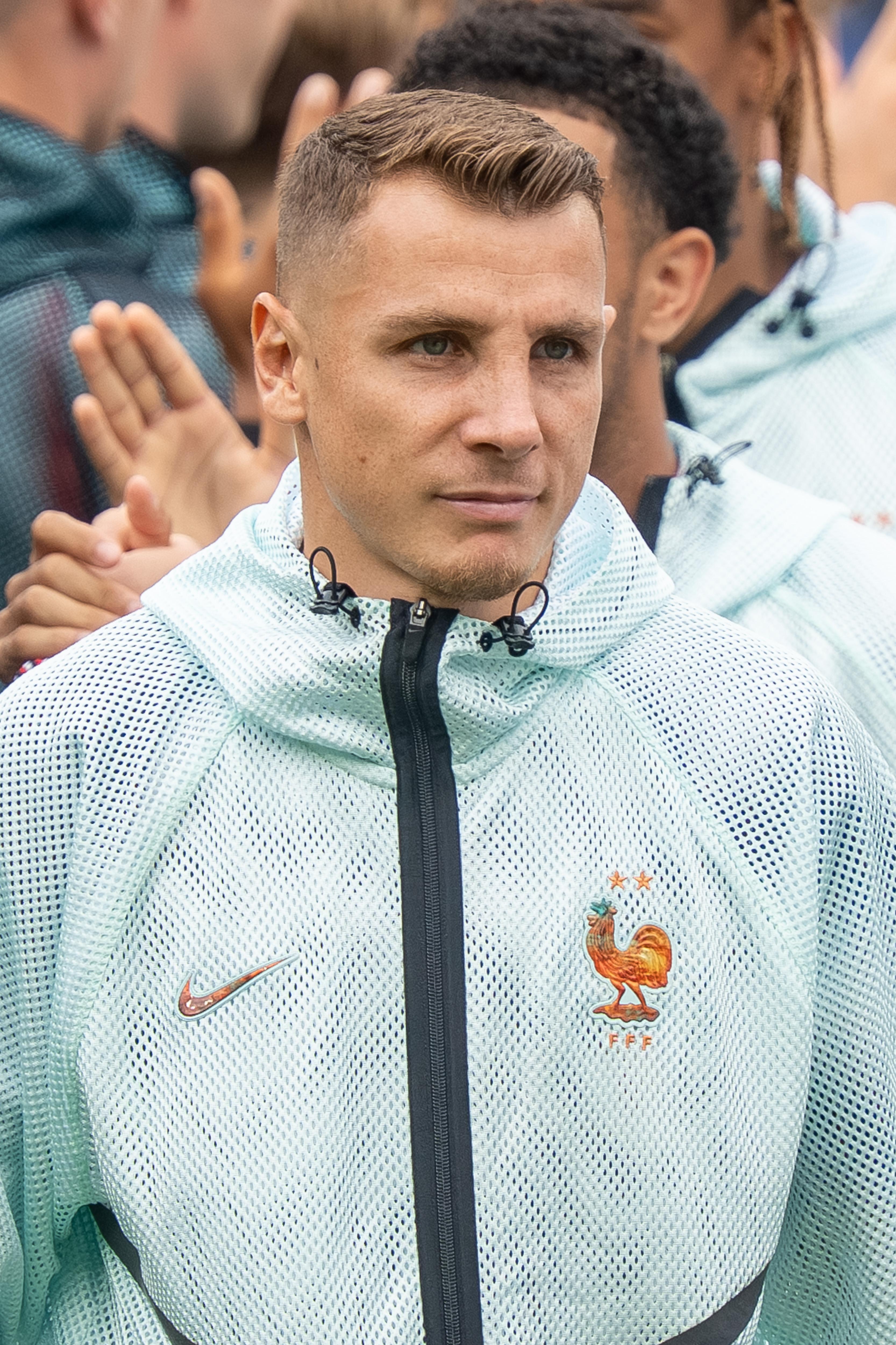 PSG, Lucas Digne İçin Görüşmelere Başladı