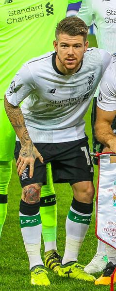 Alberto Moreno Como'dan ayrıldı; Sergi Roberto da serbest kaldı