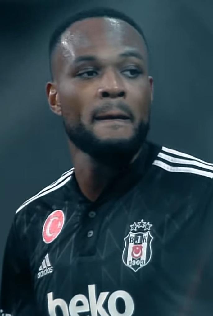 GOL! Kanada 1-0 Katar (17' Cyle Larin)