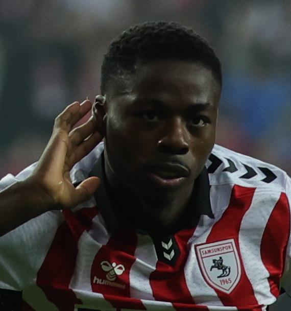 Başakşehir ve Çorum FK, Anthony Musaba İçin Fenerbahçe ile Temaslara Başladı